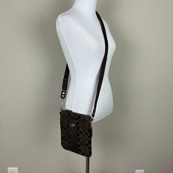 Coach Crossbody Bag Brown Sutton Swing Signature Fabric Vertical Hang Small - Picture 2 of 16